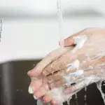 Hände waschen zu Hause