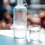 Kann man abgestandenes Wasser noch trinken?