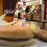 McGold Card: Kostenlos bei McDonald's essen - für viele ein Traum