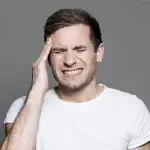 Migräne? So wirst du Kopfschmerzen mit einem Kugelschreiber los
