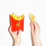 So einfach kannst du bei McDonald's Geld sparen