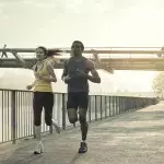 So lange müsstest du joggen, um die Kalorien bestimmter Lebensmittel zu verbrennen