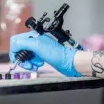 Tattoo-Farben sollen verboten werden