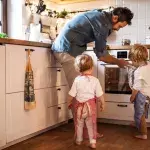 Verwechslungsopfer: Viele nutzen die Fußlade unter dem Ofen falsch