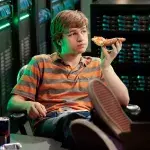 Angus T. Jones als Jake Harper