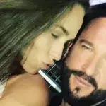 Michael Wendler filmt seine Freundin heimlich beim Nacktbaden
