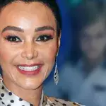 Ausgerechnet neben ihrem Sohn: Verona Pooth sorgt mit Nippelalarm für Aufsehen!