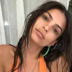 Emily Ratajkowski: Bikini mit XXL-Dekolleté macht ihre Verehrer verrückt