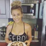 Paige VanZant macht mit einer ziemlich offensichtlichen körperlichen Veränderung von sich reden