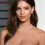 Emily Ratajkowski: Tänzchen im knappen Bikini macht die Fans verrückt