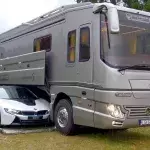 Das teuerste Wohnmobil der Welt: So sieht es im Inneren aus