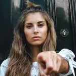Cathy Hummels: "Es ist verdammt einfach, anonym mit dem Finger auf andere zu zeigen"