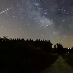 Rheinland-Pfalz: Teile eines Meteoriten beschädigen Häuser