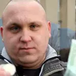 Armes Deutschland: Hartzer mit Luxus-Leben zeigt, was er mit Steuergeldern anstellt