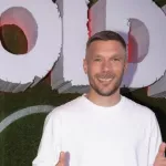 Lukas Podolski: Ehekrise mit Monika! Doku enthüllt Trennung