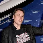 Elon Musk vergleicht Tesla-Produktion mit dem Zweiten Weltkrieg