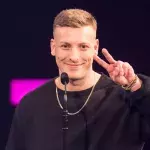 "Gemischtes Hack": Felix Lobrecht und Tommi Schmitt veröffentlichen Ballermann-Hit