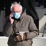 Jeder will das Meme-Merch: Bernie Sanders spendet Einnahmen an Wohltätigkeitsorganisation