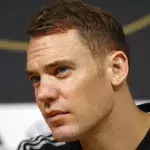 Manuel Neuer muss vielleicht tief in die Tasche greifen