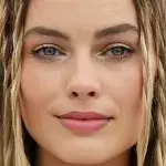 Margot Robbie