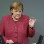 Merkel warnt vor letztem Weihnachten mit Oma und Opa