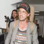 Tom Felton am Flughafen