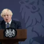 Boris zieht seinen Plan durch