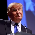 "Er besteht den Test jeden einzelnen Tag" Was steckt hinter Donald Trumps häufigen Arztbesuchen?