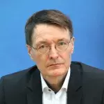 Karl Lauterbach macht sich Sorgen wegen der EM