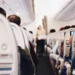 Passagiere müssen sich in den USA vor dem Flug bald auf die Waage stellen