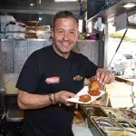 Willi Herrens Reibekuchen-Truck ist abgebrannt
