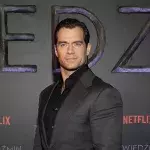 'The Witcher': Mit dieser harten Methode trainiert Henry Cavill für einen stählernen Körper