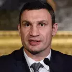 "Wollen mich einschüchtern": Ukrainische Regierung ordnet Razzia in Vitali Klitschkos Wohnhaus an