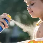 Das passiert, wenn man sich mit der falschen Sonnencreme in die Sonne legt