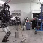Atlas : Boston Dynamics stellt einen Roboter vor, der Euch zu Hause hilft
