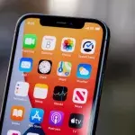Der Startbildschirm eines Apple iPhones