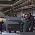 FAB-3000 M54 Bombe bei einer Inspektion des früheren russische Verteidigungsminister Sergei Schoigu