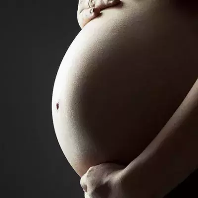 Sie bringt 38 Kinder zur Welt: Das Familienfoto ist beeindruckend!