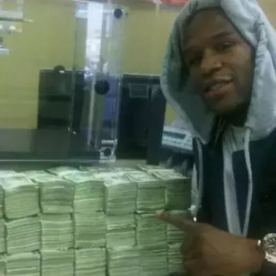 Wie viel wird Floyd Mayweather für seinen Kampf gegen Conor McGregor verdienen?