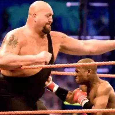 Der Tag, an dem Floyd Mayweather die Nase von Big Show im WWE-Ring gebrochen hat