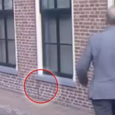 Garagenumbau: Ein Mann hat eine geniale Idee, um die Bauvorschriften einzuhalten