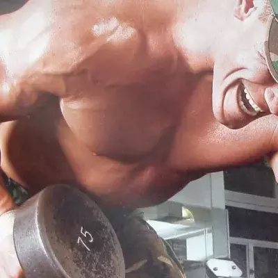 John Cena stemmt auch noch mit seinen 40 Jahren so Einiges! Beeindruckend!