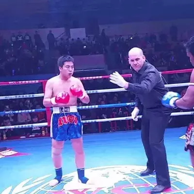 Millionär bezahlt Buakaw und fordert ihn zu einem Muay-Thai-Kampf heraus