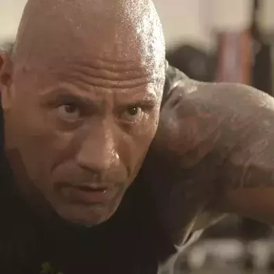 Das ultimative Training von The Rock zeigt, dass er kein Mensch sein kann!