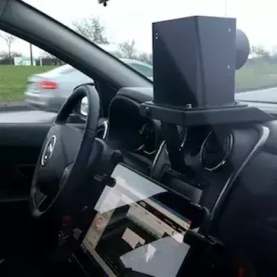 Streit um private Radarsysteme in Autos