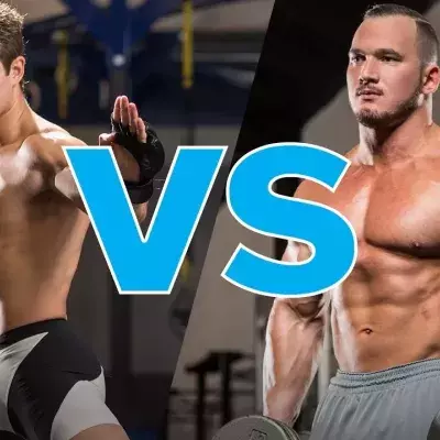 Sage Northcutt lädt einen Bodybuilder zum MMA-Training ein