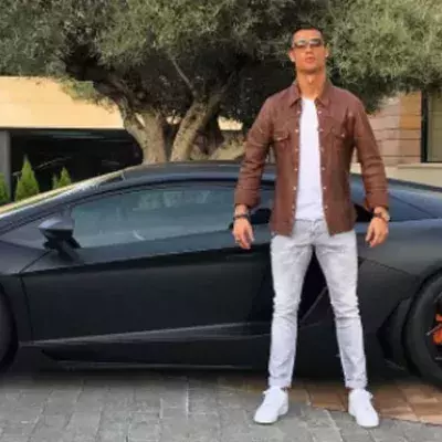 Cristiano Ronaldo muss seinen Lamborghini in den Bergen zurücklassen...