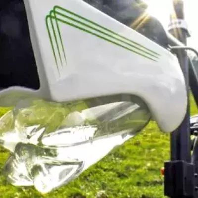 Diese Flasche verwandelt Luft in Trinkwasser
