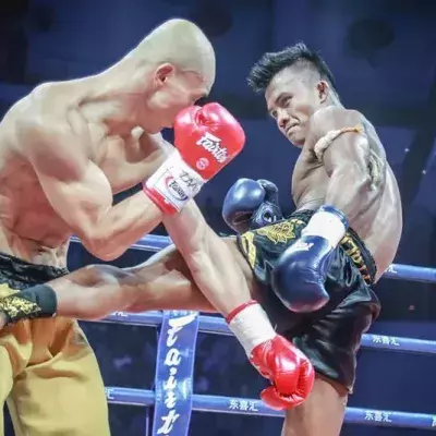 Phänomenaler Rückkampf von Buakaw gegen den Shaolin-Mönch Yi Long