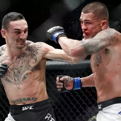 Max Holloway besiegt Anthony Pettis und erobert den vakanten Gürtel im UFC-Federgewicht